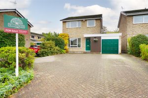 Caernarvon Close, Chesterfield